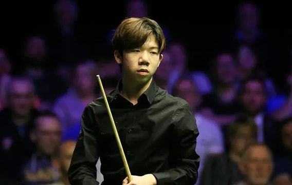 足球舞台上 足球舞台上