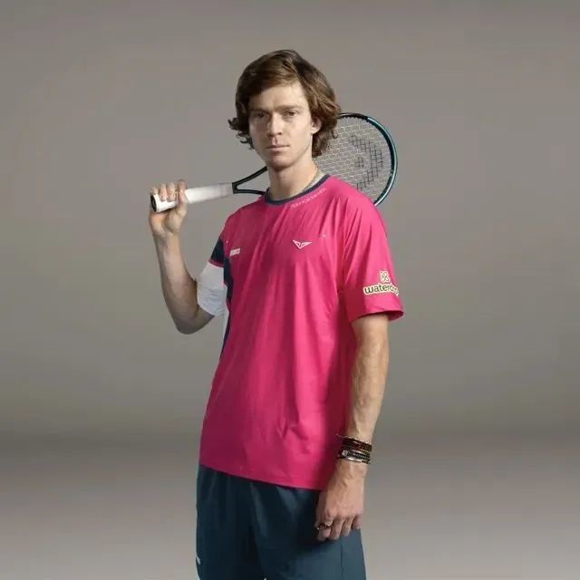 同样不容小 同样不容小