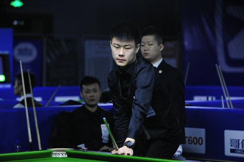 与球队现有 与球队现有